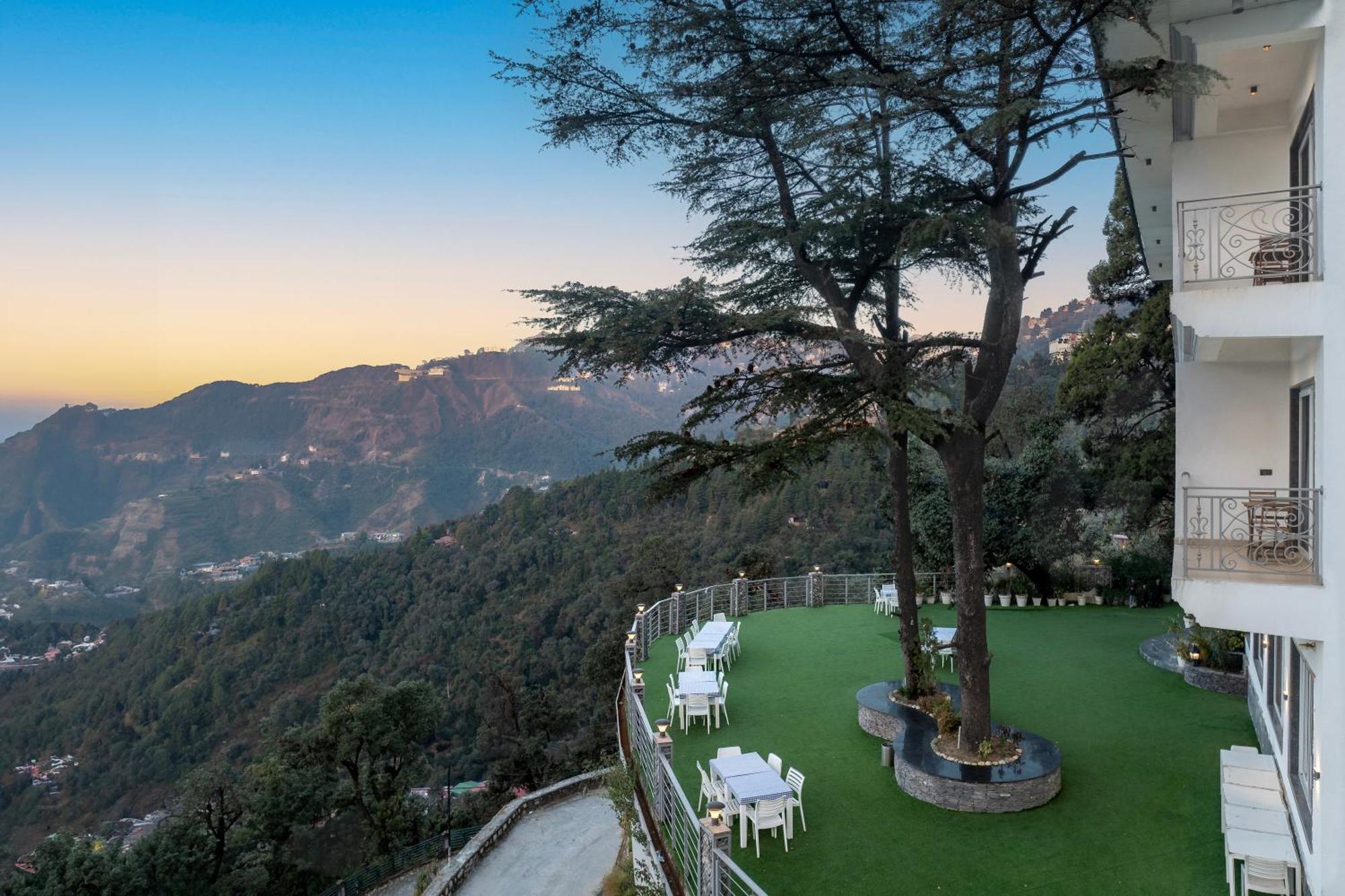 Echor Baris Resort Mussoorie Bagian luar foto